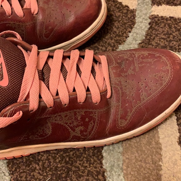 Men’s Leather Nikes - Picture 11 of 11